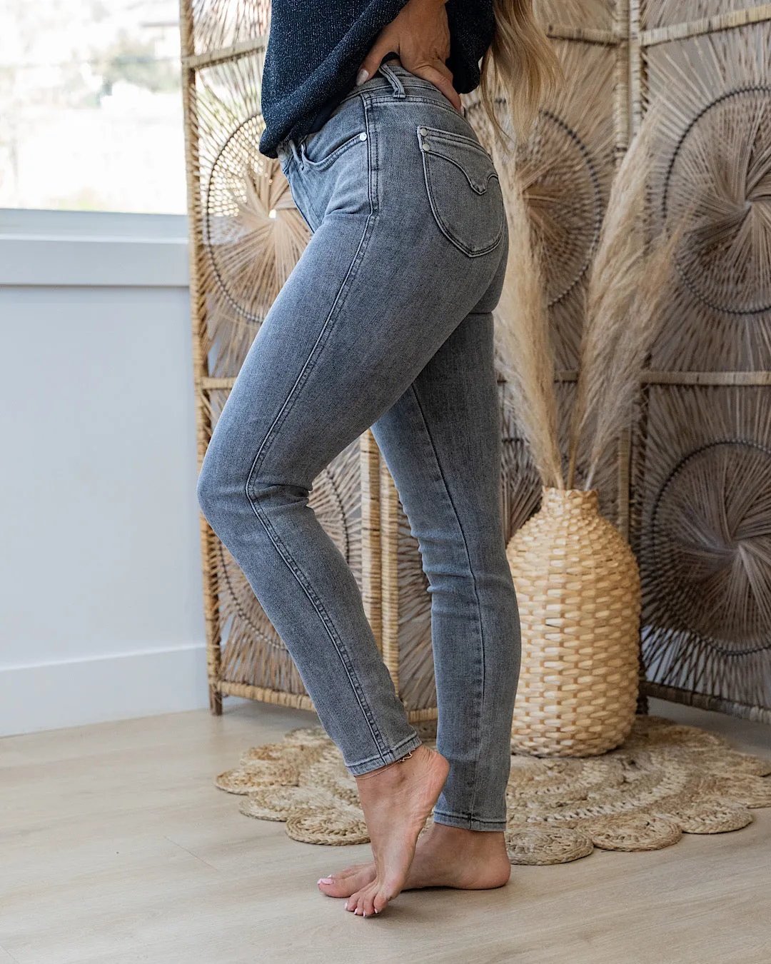 Judy Blue Hayden Gray Acid Wash Control Top Skinny Jeans